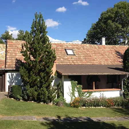 Ferienhaus Lavender Szirák